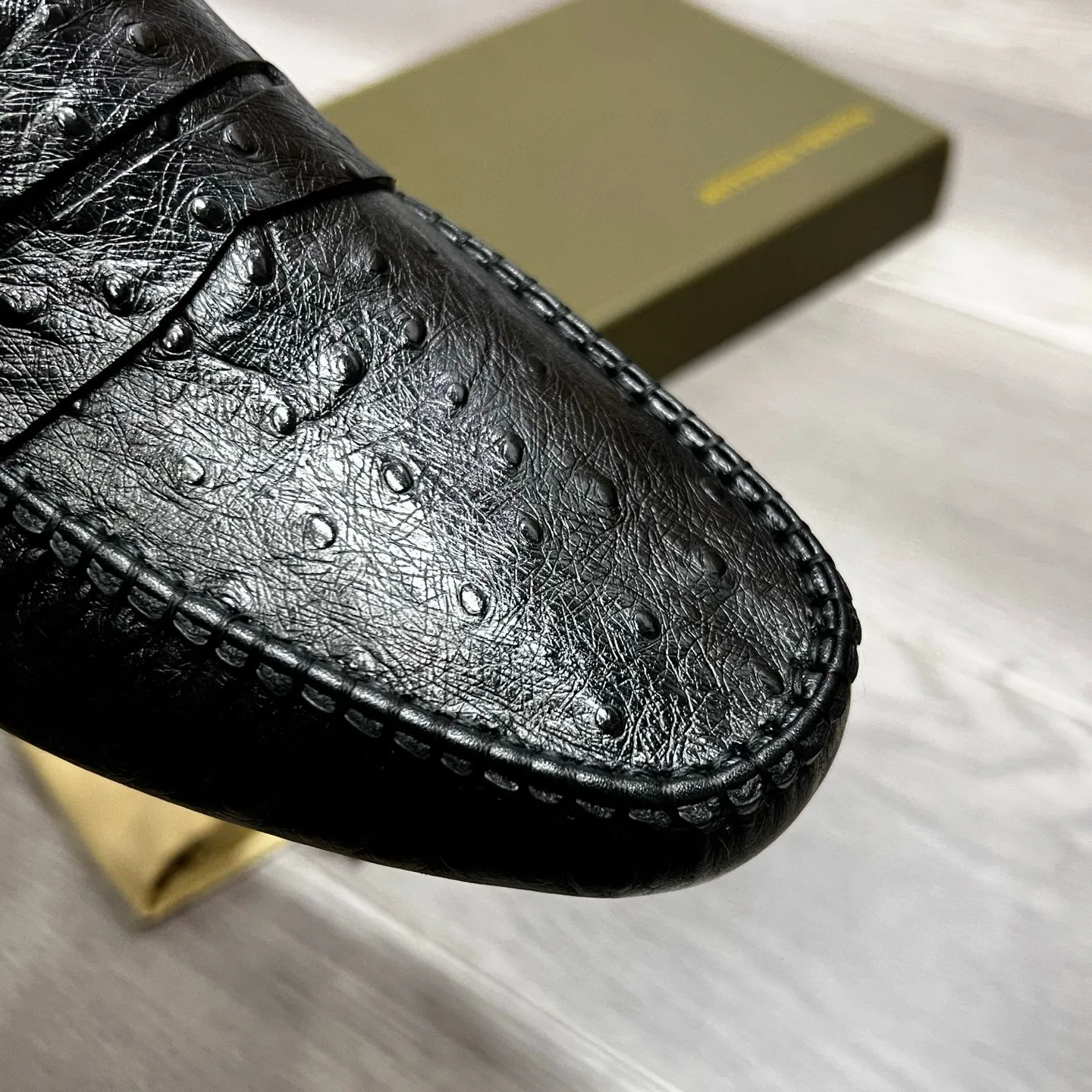 Factory price 458 new model BV〰️Handmade classic men's beanie shoes👉👉driving shoes, slip-on shoes, made of Italian imported cowhide, 💕water-dyed cowhide lining, 🔊original outsole, waterproof platform design, comfortable for the feet. A good choice for traveling and driving, two colors available, code number: 38-44, (45 can be customized)